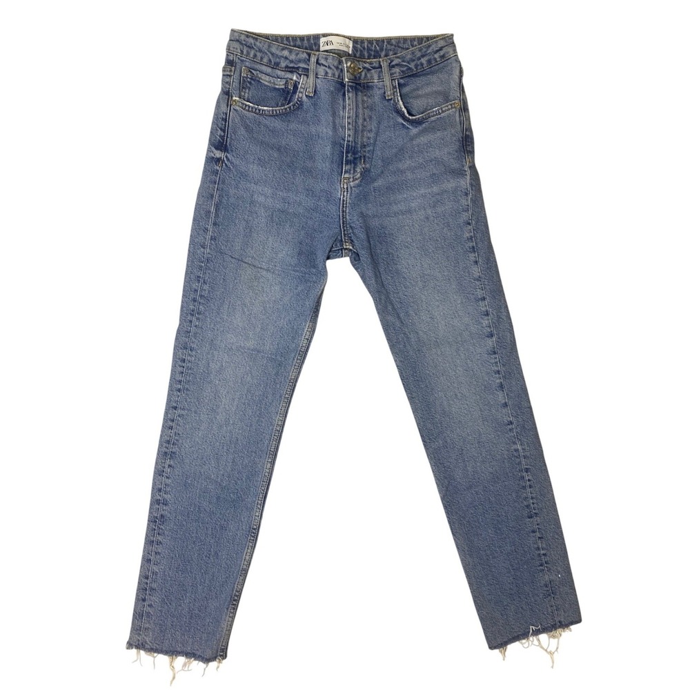 Zara High Waisted Straight‎ Leg Jeans Medium Wash Blue Raw Hem Size 6 Streetwear